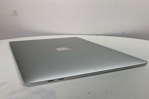 北京17年13寸MacBook Pro苹果笔记本回收(2021回收报价)