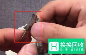 没有拆带器怎么拆手表带