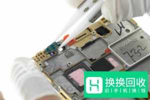 华为荣耀8屏幕摔碎自己更换教程