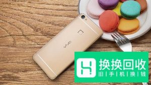 vivo手机拍照片怎么添加时间和地点水印

