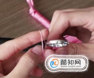 手机挂绳怎么安装