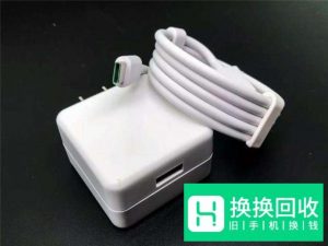 手机充电器进水了怎么办
