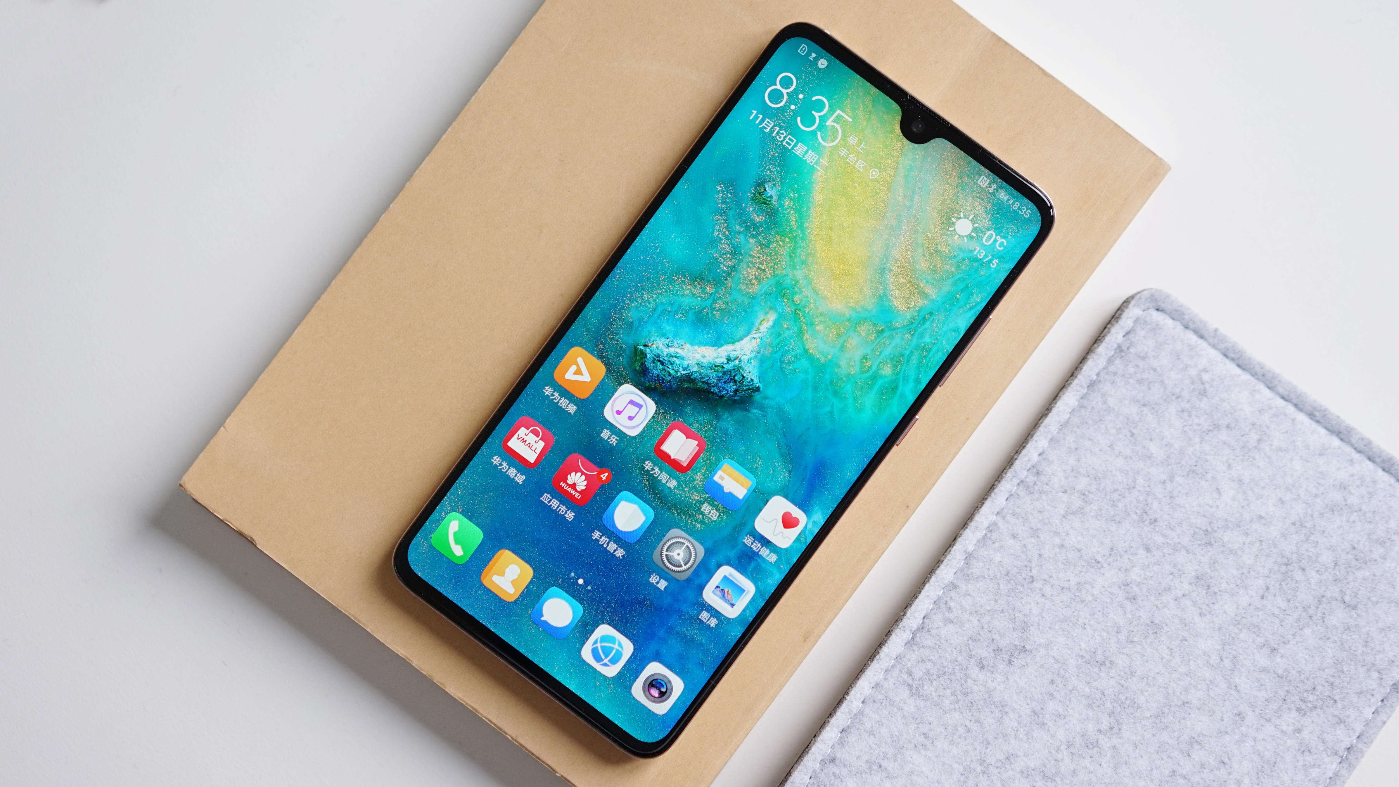 怎么给手机充流量
