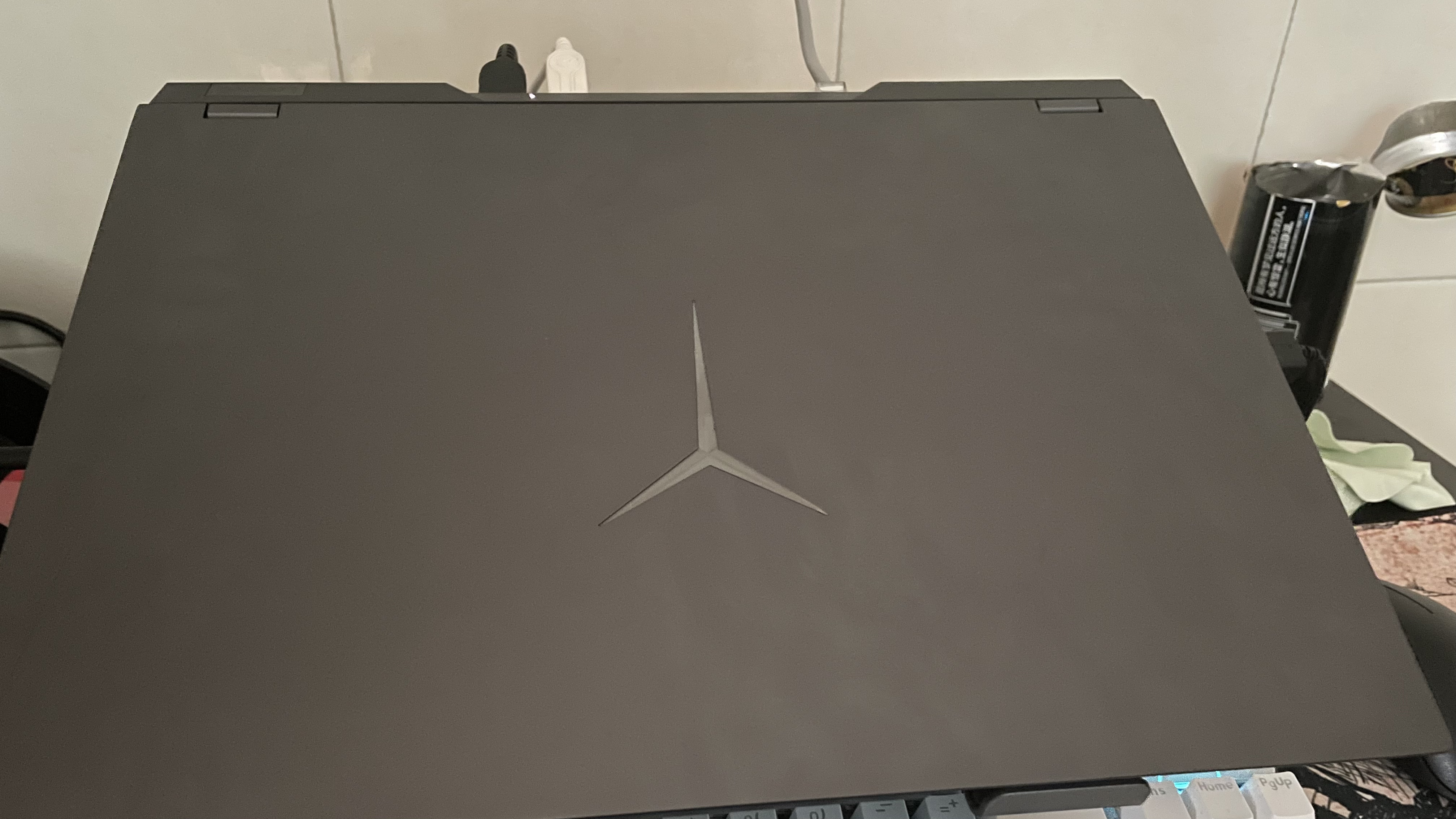 慢出一台拯救者R9000P
本本配置RTX3070+16+512
入手方式,时间:京东华东店仓库南京发货11.4号到手。
近期生产,非库存无泡水。目前价格9988
出手原因:计划有变,忙于工作无瑕游戏,出差可能也不太方便,打算换轻薄本。虽然才到手奈何实在没翻车,激活无问题不可退。
无拆无修,仅使用几天且极少使用。
附赠-img2