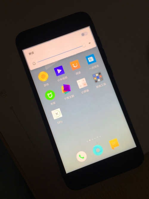 小米手机音量键自动跳怎么回事
