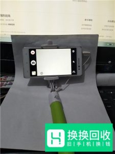 自拍杆怎么使用？
