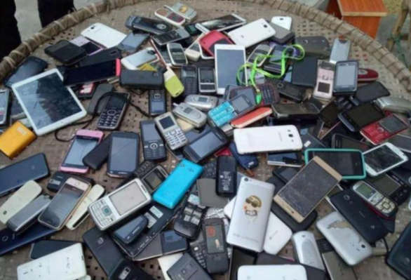 农村高价回收旧手机“水太深” 这两点事实揭秘背后真相