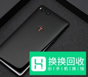 坚果R1智能手机游戏性能怎么样？
